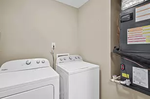 5669 Hornaday Rd, Greensboro, NC 27409 - Photo 10