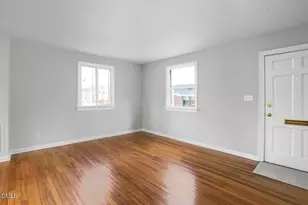 933 St Marys St, Raleigh, NC 27605 - Photo 8