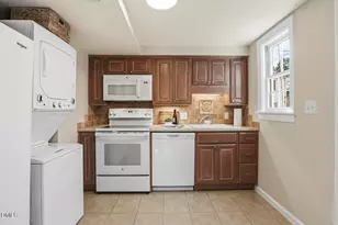 933 St Marys St, Raleigh, NC 27605 - Photo 18
