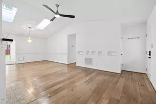 1027 Castalia Dr, Cary, NC 27513 - Photo 10