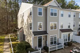 8621 Neuse Club Ln, Raleigh, NC 27616 - Photo 14