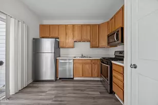 8621 Neuse Club Ln, Raleigh, NC 27616 - Photo 8