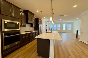 2550 Frg Vlg Wy, Apex, NC 27523 - Photo 16