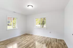 604 Oak St, Fuquay-Varina, NC 27526 - Photo 14