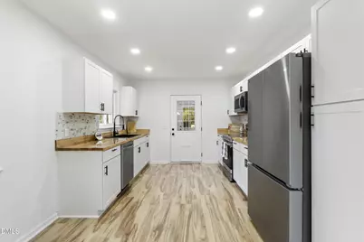 604 Oak Street, Fuquay-Varina, NC 27526 - Photo 10