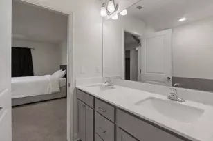 389 Channel Drop Dr, Clayton, NC 27520 - Photo 22