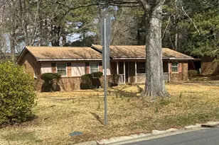 902 Vandora Ave, Garner, NC 27529 - Photo 4