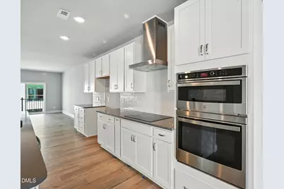 1242 Coach Station Alley #201, Raleigh, NC 27601 - Photo 6