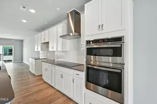1242 Coach Sta Aly, Raleigh, NC 27601 - Photo 6