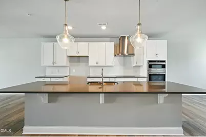 1242 Coach Station Alley #201, Raleigh, NC 27601 - Photo 4