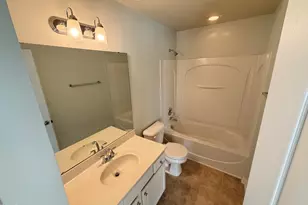 6136 Braidwood Ct, Raleigh, NC 27612 - Photo 14