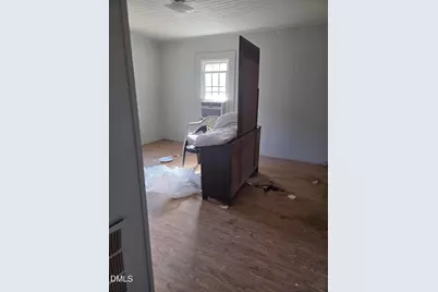 207 E Maple Street, Mount Olive, NC 28365 - Photo 10