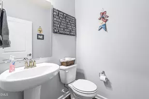 1016 Hollis Cir, Durham, NC 27703 - Photo 22