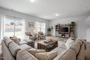 924 Peninsula Pl, Knightdale, NC 27545 - Photo 12