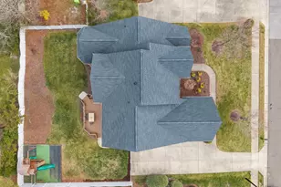 10712 Round Brook Cir, Raleigh, NC 27617 - Photo 56