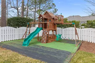 10712 Round Brook Cir, Raleigh, NC 27617 - Photo 48