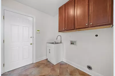 10712 Round Brook Circle, Raleigh, NC 27617 - Photo 32