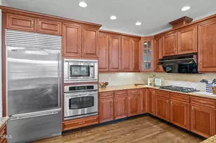 10712 Round Brook Cir, Raleigh, NC 27617 - Photo 12