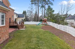 10712 Round Brook Cir, Raleigh, NC 27617 - Photo 52