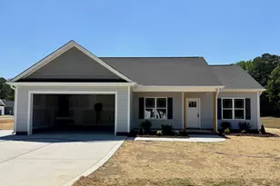 102 Lynn Ln, Selma, NC 27576 - Photo 1