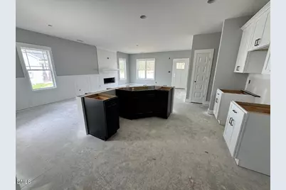 102 Lynn Lane, Selma, NC 27576 - Photo 10