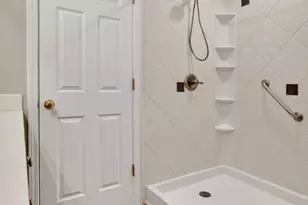 10711 Edmundson Ave, Raleigh, NC 27614 - Photo 16