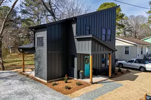 140 S Cross St, Angier, NC 27501 - Photo 2