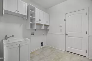 729 Lake Artesia Ln, Fuquay-Varina, NC 27526 - Photo 28