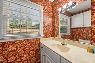 3726 Swift Dr, Raleigh, NC 27606 - Photo 16