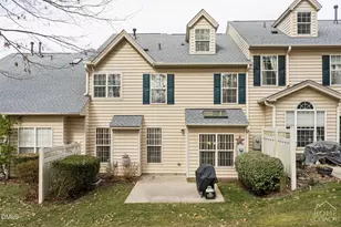 11221 Maplecroft Ct, Raleigh, NC 27617 - Photo 4