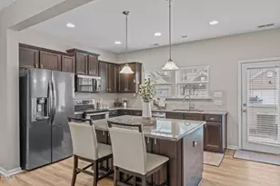 917 Ambergate Station, Apex, NC 27502 - Photo 8