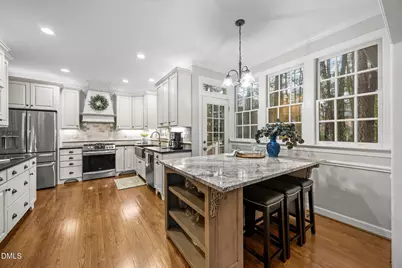 102 Parkroyale Lane, Cary, NC 27519 - Photo 10