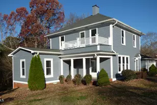 211 N 9th St, Mebane, NC 27302 - Photo 4