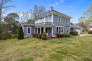 211 N 9th St, Mebane, NC 27302 - Photo 2