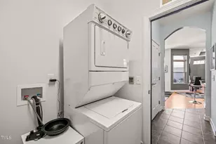 7528 Courtyard Pl, Cary, NC 27519 - Photo 32