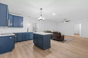 3201 Venus Dr, Durham, NC 27703 - Photo 12