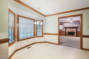 111 Bonner Ct, Cary, NC 27511 - Photo 8