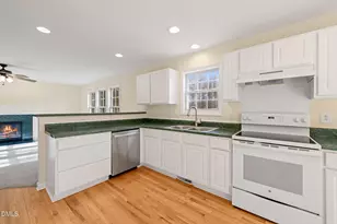 101 Rocklyn Ln, Apex, NC 27502 - Photo 16