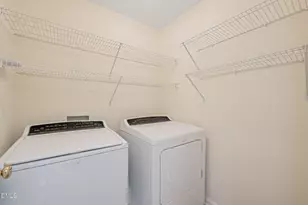 101 Rocklyn Ln, Apex, NC 27502 - Photo 20