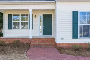 101 Rocklyn Ln, Apex, NC 27502 - Photo 2