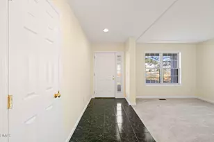 101 Rocklyn Ln, Apex, NC 27502 - Photo 4