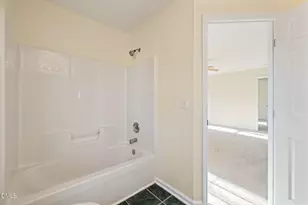 101 Rocklyn Ln, Apex, NC 27502 - Photo 26