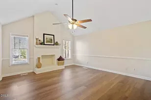 108 Fairburn Ct, Wake Forest, NC 27587 - Photo 2