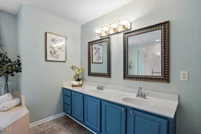 2804 Shofield Court, Raleigh, NC 27615 - Photo 18