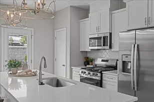 952 Kensley Grv Ln, Fuquay-Varina, NC 27526 - Photo 8