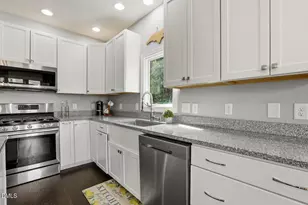 3005 Fownes Ct, Raleigh, NC 27613 - Photo 12