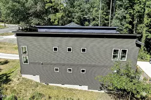 1124 E Geer St, Durham, NC 27704 - Photo 20