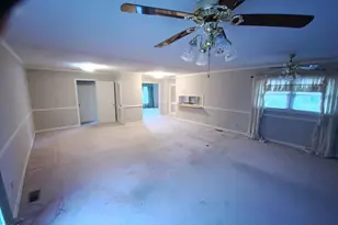 100 E C St, Erwin, NC 28339 - Photo 4