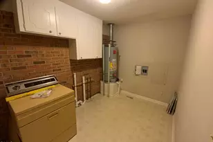 100 E C St, Erwin, NC 28339 - Photo 18