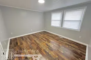 201 E Gilbreath St, Graham, NC 27253 - Photo 8